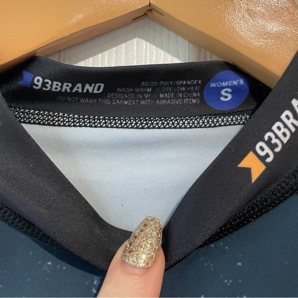 TOOLS OF THE TRADE V2 93 brand Women's Rash Guard size small jiu-jitsu - Picture 7 of 9